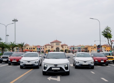 DOANH SỐ Ô TÔ ĐIỆN VINFAST TĂNG TRƯỞNG BÙNG NỔ TRONG THÁNG 3